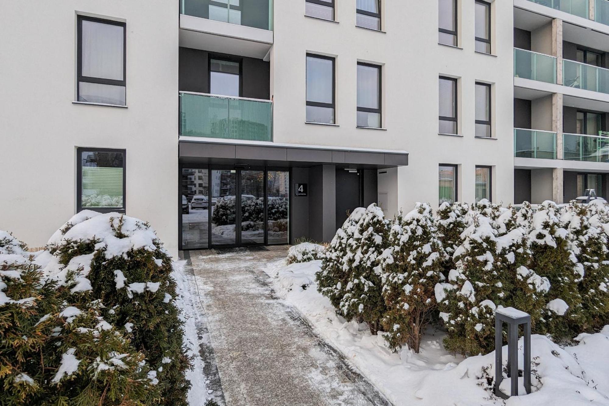Solvo Apartment With Balcony & Parking Gdansk Przymorze By Noclegi Renters Exterior photo
