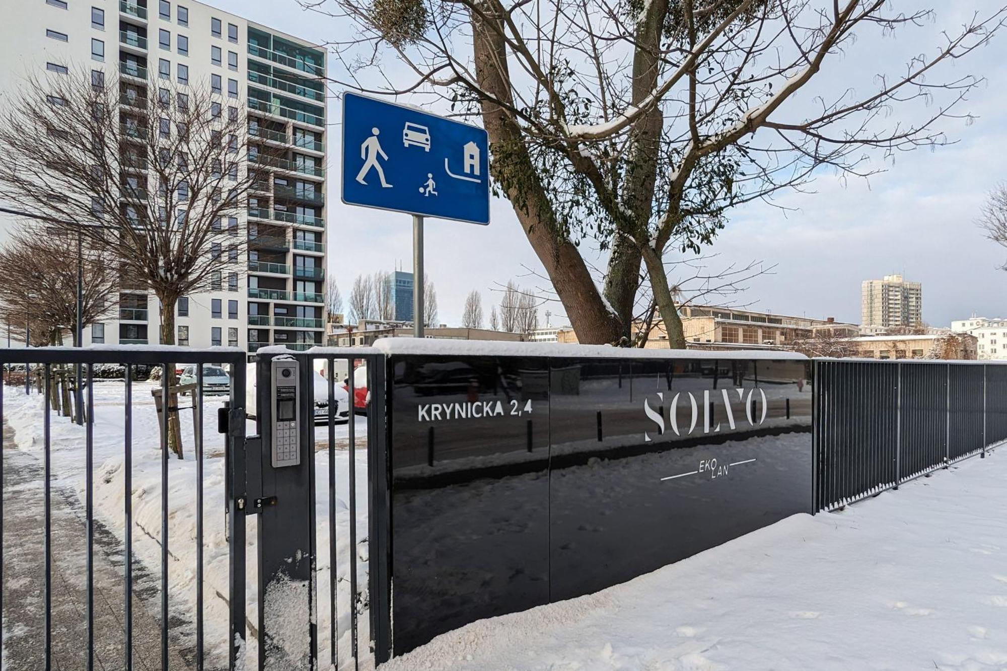 Solvo Apartment With Balcony & Parking Gdansk Przymorze By Noclegi Renters Exterior photo